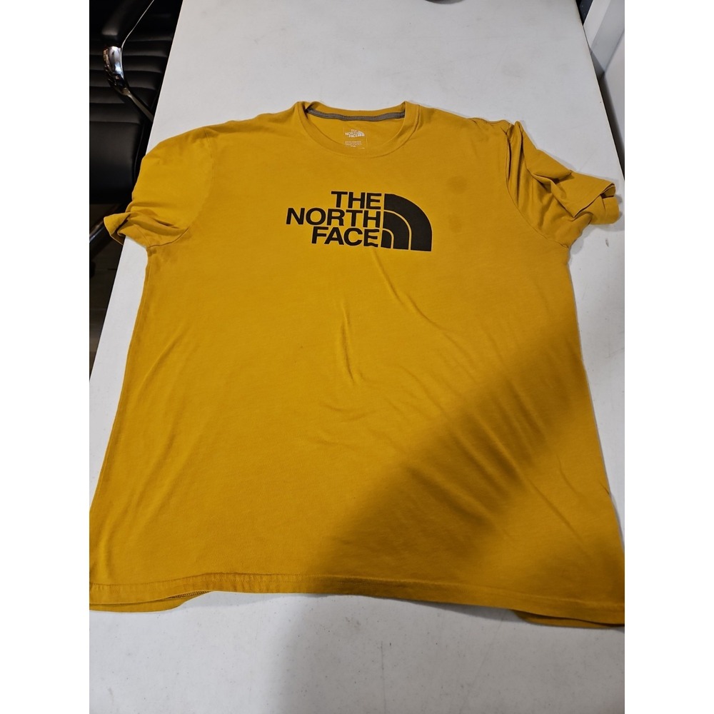 The North Face T-Shirt Mens XL Gold Yellow Logo Print Standard Fit Crew (1766